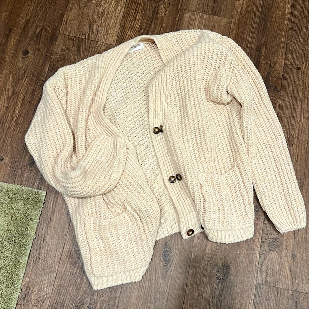 Carly Jean Nash Cardigan